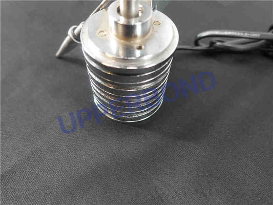 چسب دستی برای دستیابی به کاغذ مونتاژ شده در سازندگان سیگار